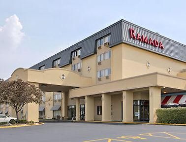 Ramada Fairview Heights Hotel Exterior foto