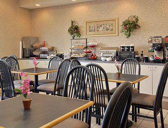 Ramada Fairview Heights Hotel Restaurant foto