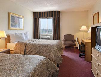 Ramada Fairview Heights Hotel Cameră foto
